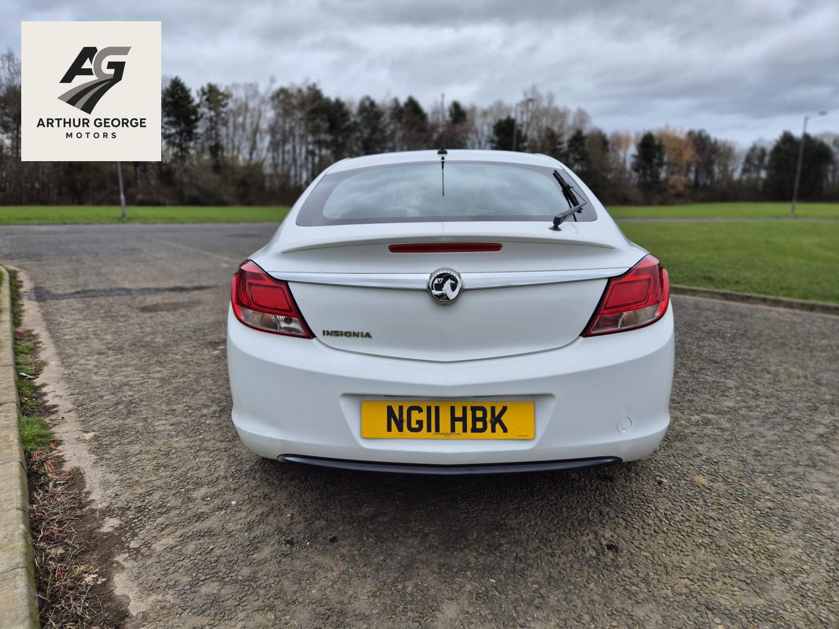 Vauxhall Insignia 1.8 16V Exclusiv Hatchback 5dr Petrol Manual Euro 5 (140 ps)