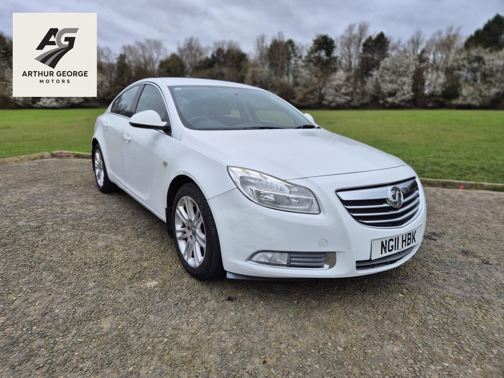 Vauxhall Insignia 1.8 16V Exclusiv Hatchback 5dr Petrol Manual Euro 5 (140 ps)