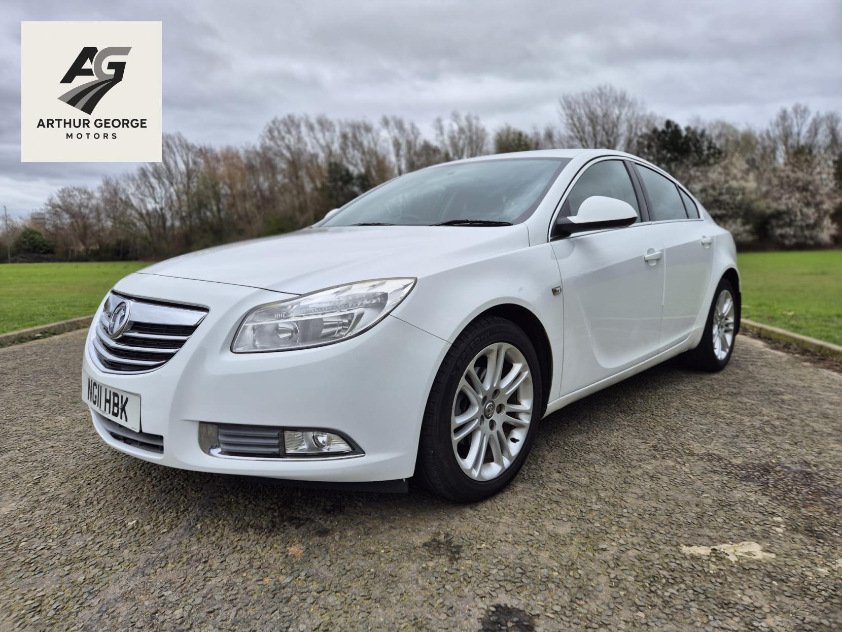 Vauxhall Insignia 1.8 16V Exclusiv Hatchback 5dr Petrol Manual Euro 5 (140 ps)