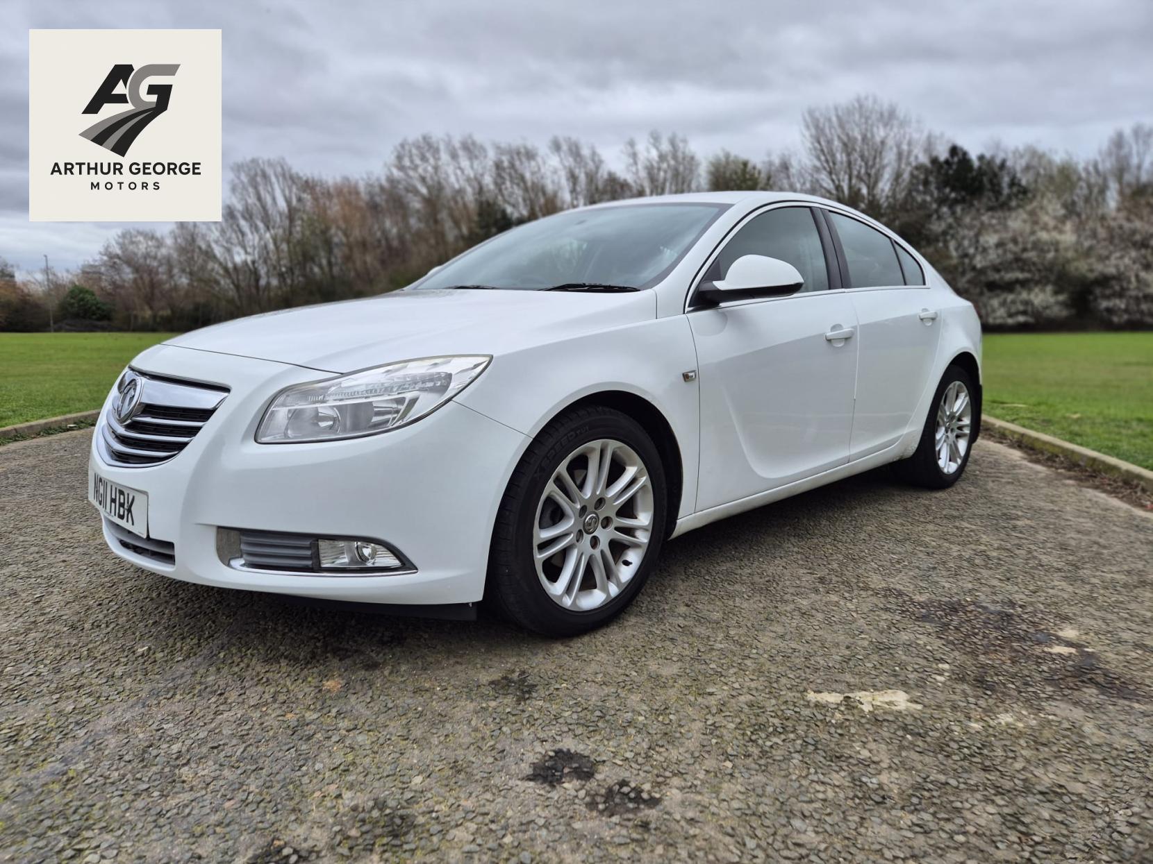 Vauxhall Insignia 1.8 16V Exclusiv Hatchback 5dr Petrol Manual Euro 5 (140 ps)