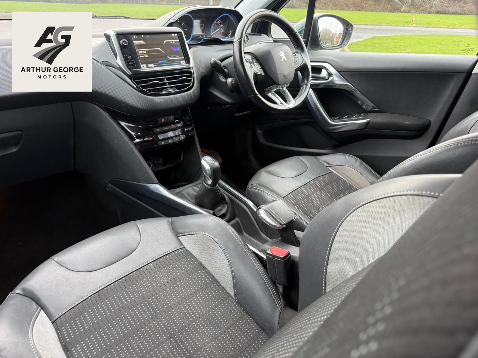 Peugeot 2008 1.2 VTi Allure SUV 5dr Petrol Manual Euro 5 (82 ps)