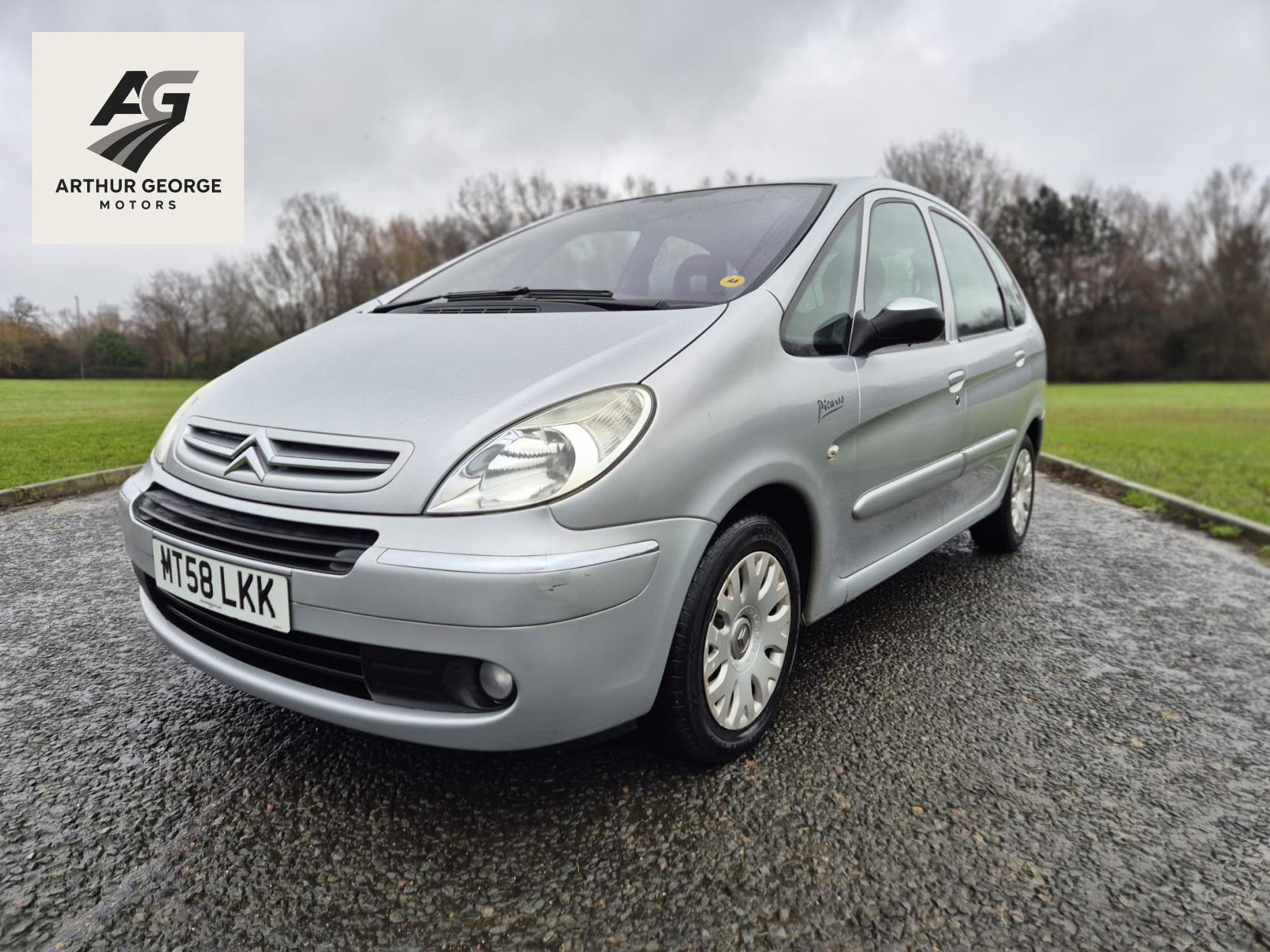 Citroen Xsara Picasso 1.6i 16V Desire MPV 5dr Petrol Manual (172 g/km, 110 bhp)