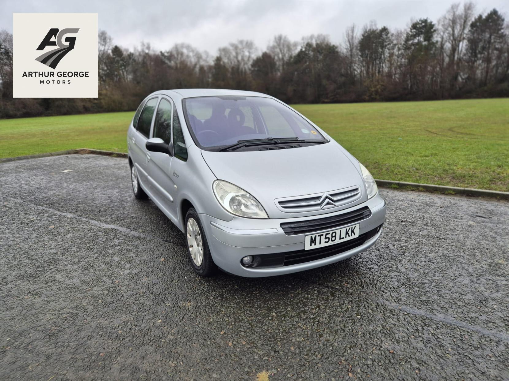 Citroen Xsara Picasso 1.6i 16V Desire MPV 5dr Petrol Manual (172 g/km, 110 bhp)