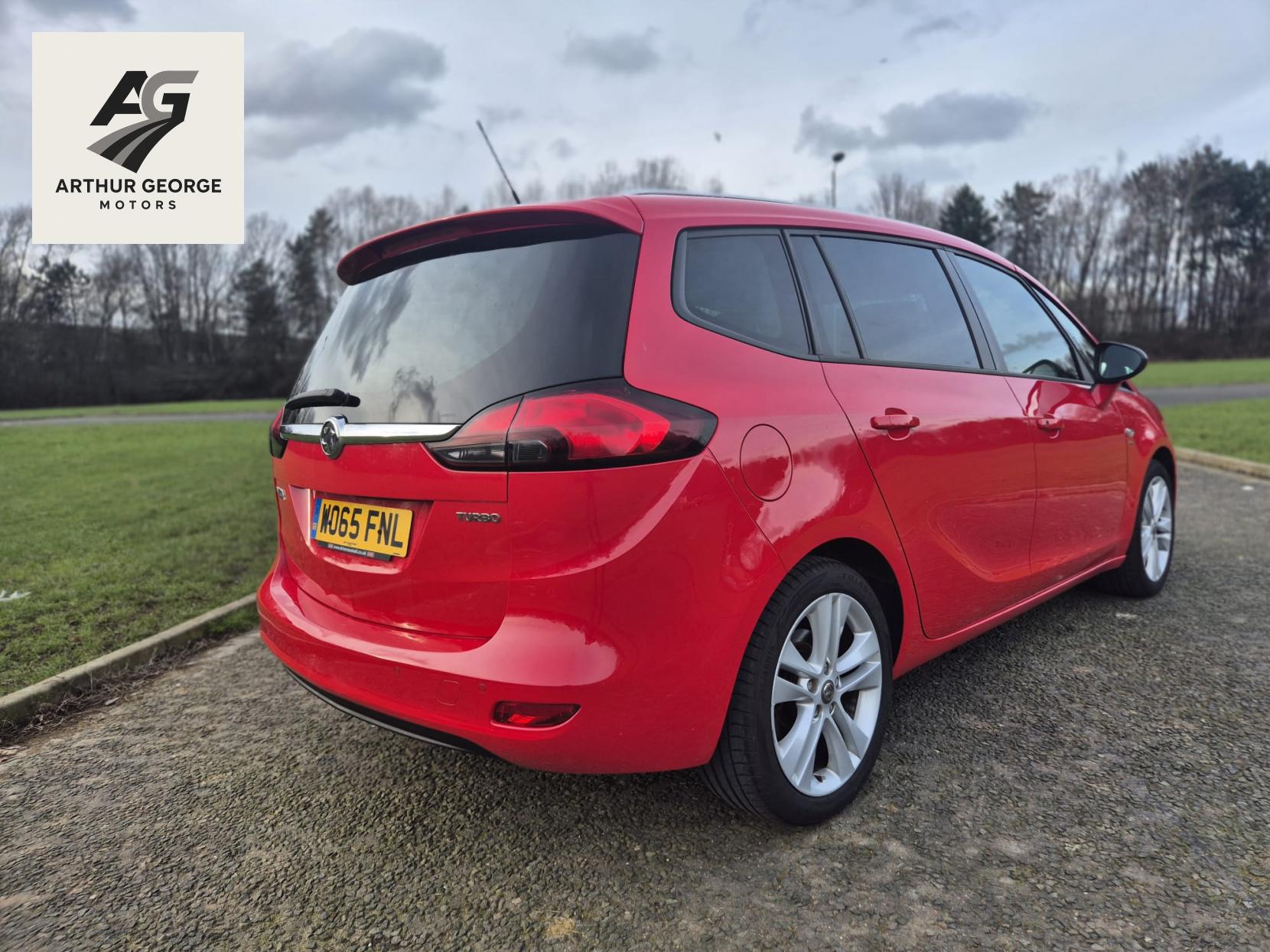 Vauxhall Zafira Tourer 1.4i Turbo SRi MPV 5dr Petrol Manual Euro 6 (140 ps)