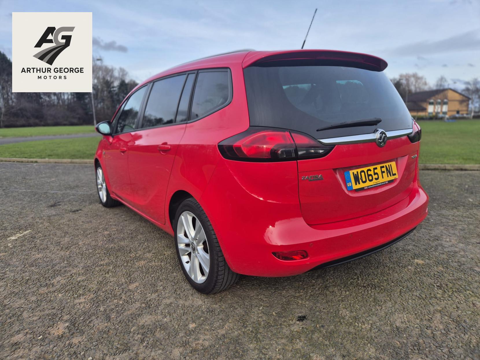 Vauxhall Zafira Tourer 1.4i Turbo SRi MPV 5dr Petrol Manual Euro 6 (140 ps)