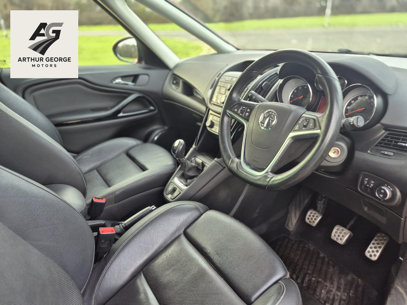 Vauxhall Zafira Tourer 1.4i Turbo SRi MPV 5dr Petrol Manual Euro 6 (140 ps)