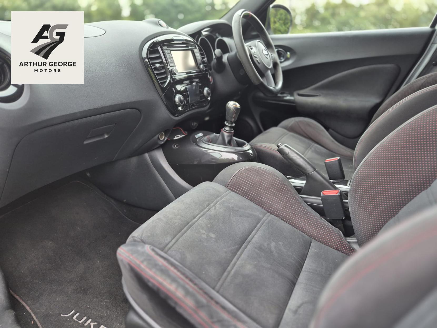 Nissan Juke 1.6 DIG-T Nismo SUV 5dr Petrol Manual Euro 5 (200 ps)