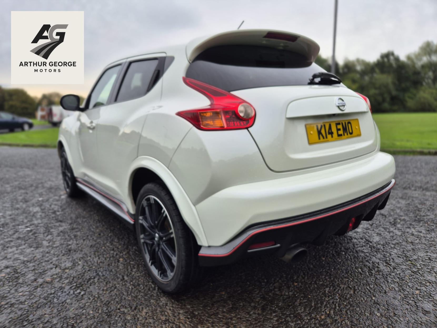 Nissan Juke 1.6 DIG-T Nismo SUV 5dr Petrol Manual Euro 5 (200 ps)