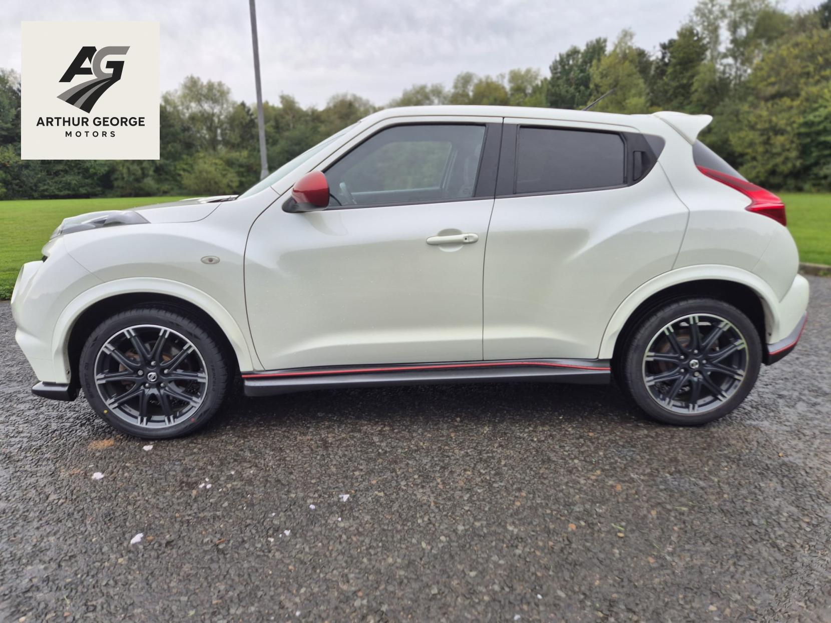 Nissan Juke 1.6 DIG-T Nismo SUV 5dr Petrol Manual Euro 5 (200 ps)