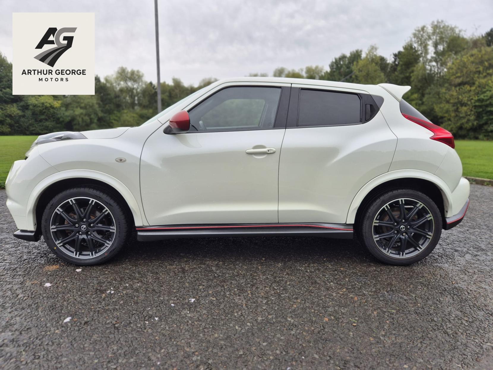 Nissan Juke 1.6 DIG-T Nismo SUV 5dr Petrol Manual Euro 5 (200 ps)