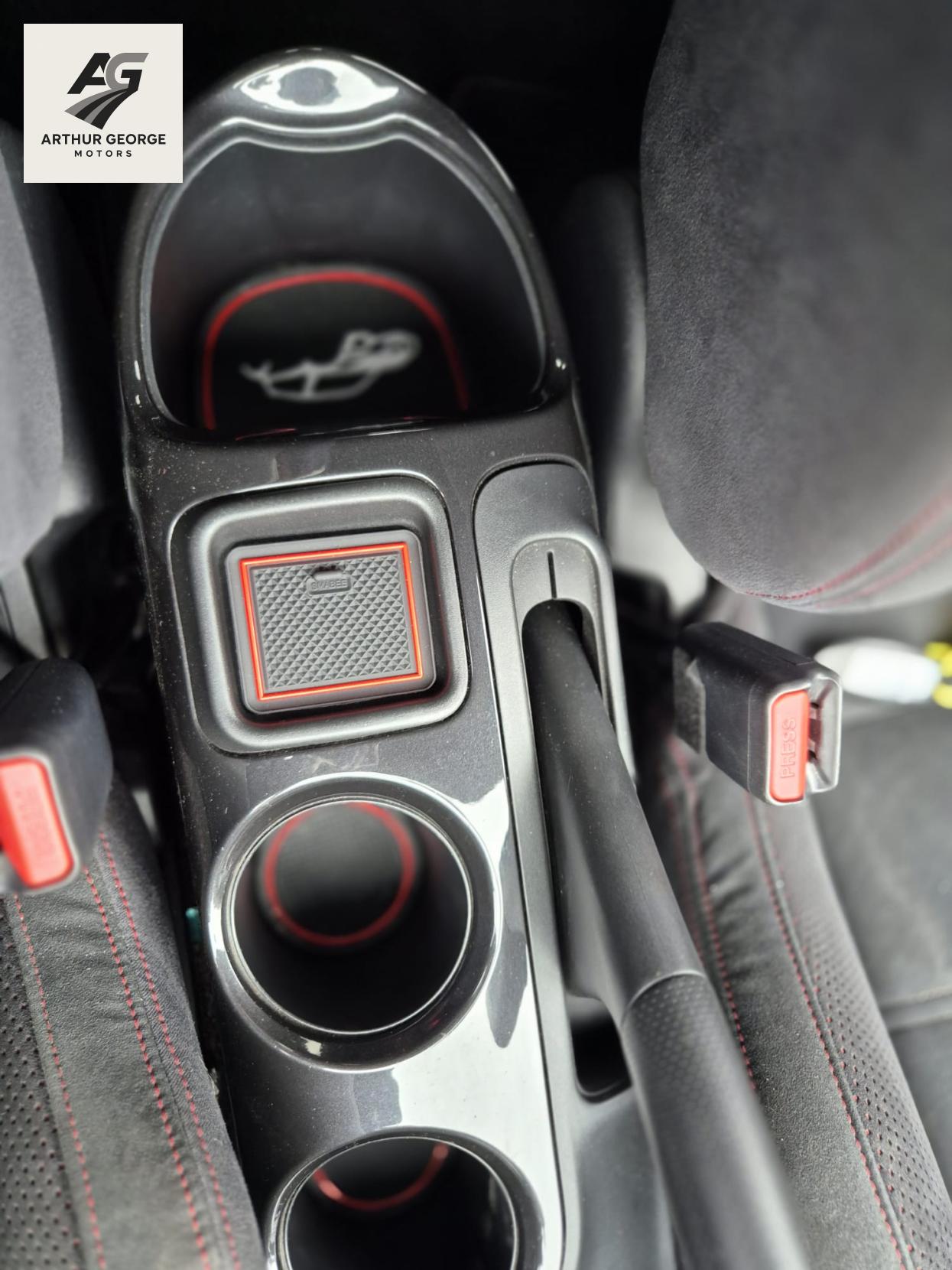 Nissan Juke 1.6 DIG-T Nismo SUV 5dr Petrol Manual Euro 5 (200 ps)