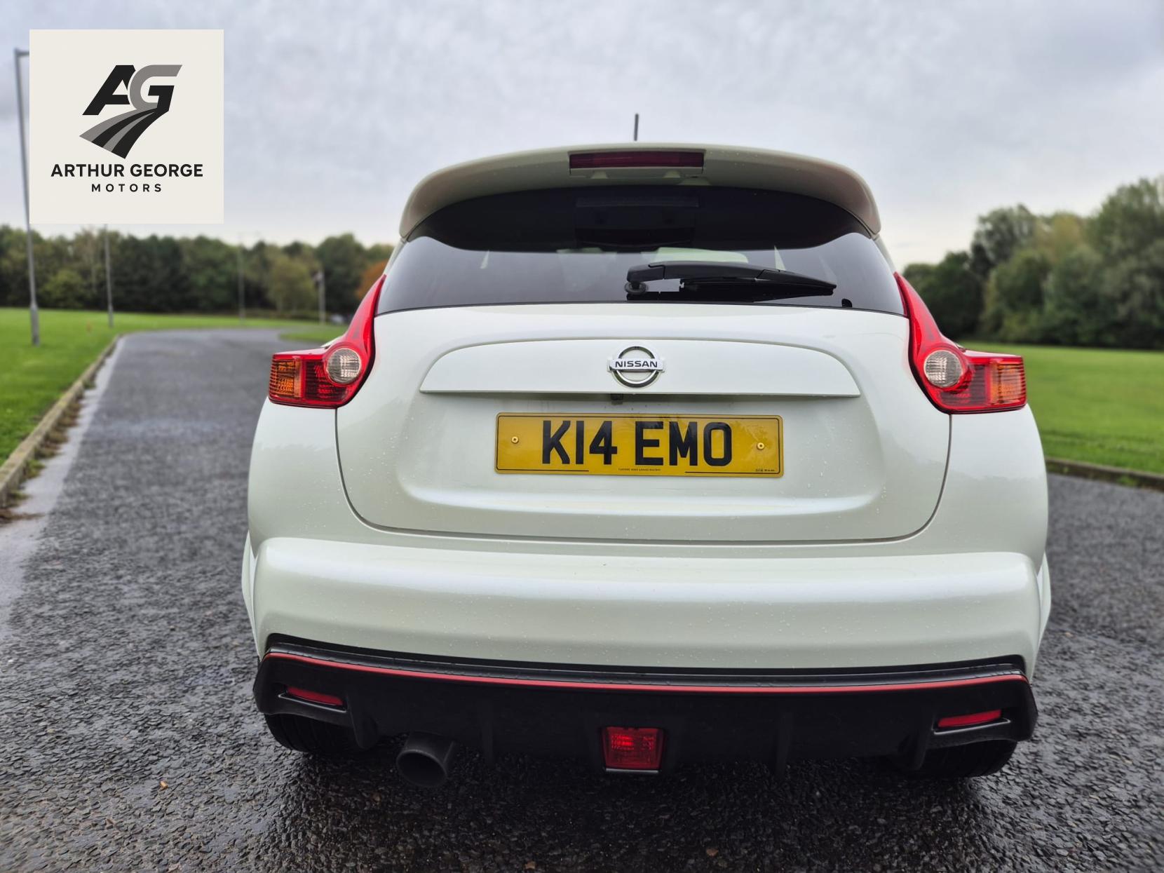 Nissan Juke 1.6 DIG-T Nismo SUV 5dr Petrol Manual Euro 5 (200 ps)