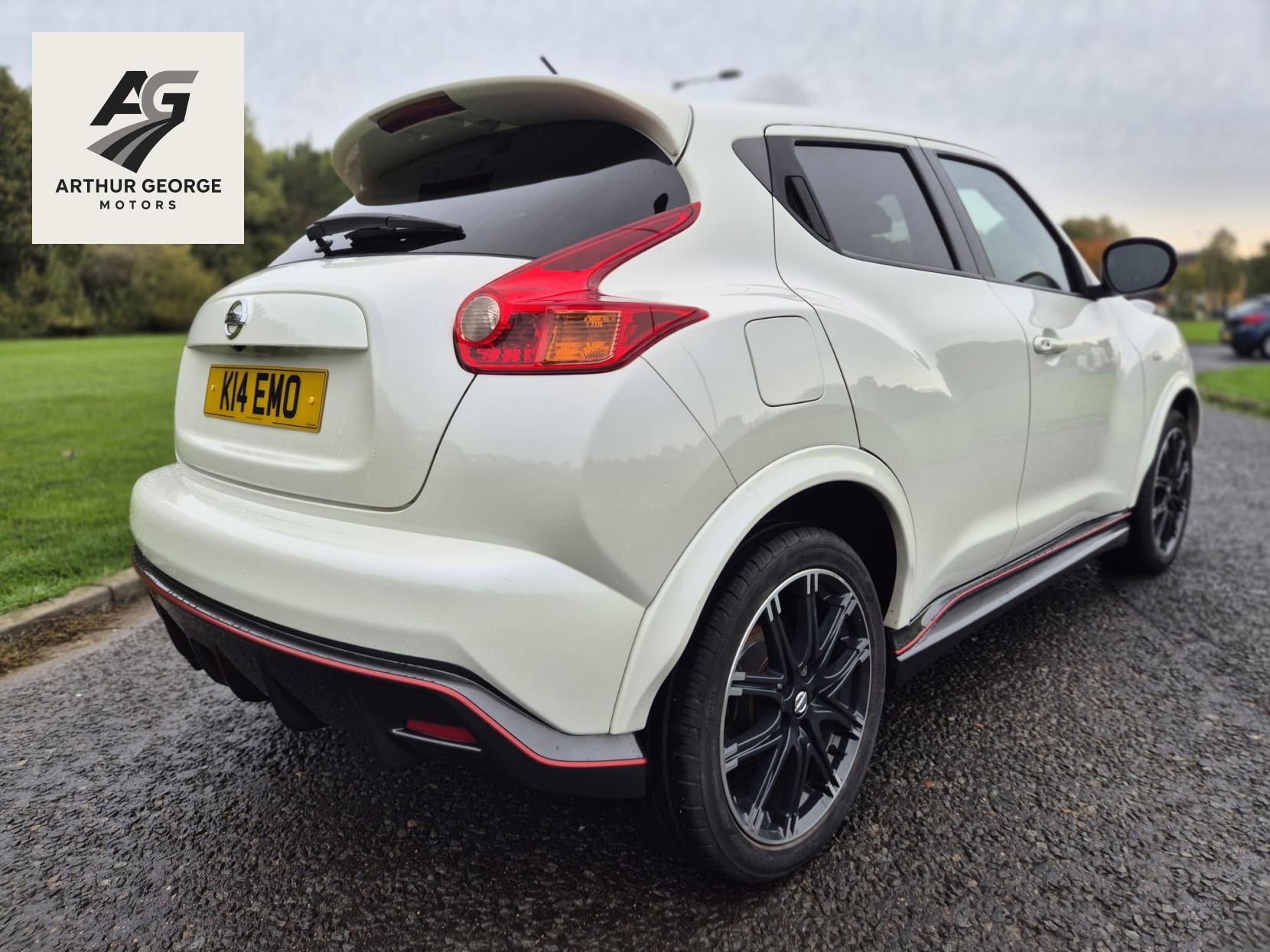 Nissan Juke 1.6 DIG-T Nismo SUV 5dr Petrol Manual Euro 5 (200 ps)