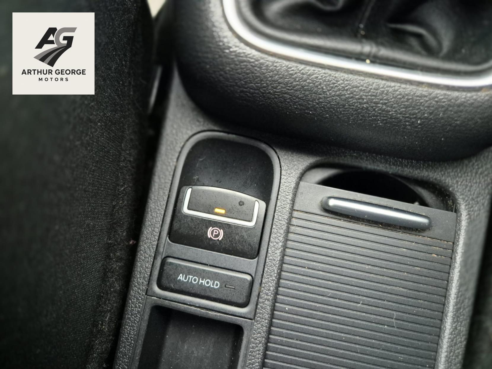 Volkswagen Tiguan 2.0 TDI BlueMotion Tech Match SUV 5dr Diesel Manual 4WD Euro 5 (s/s) (140 ps)