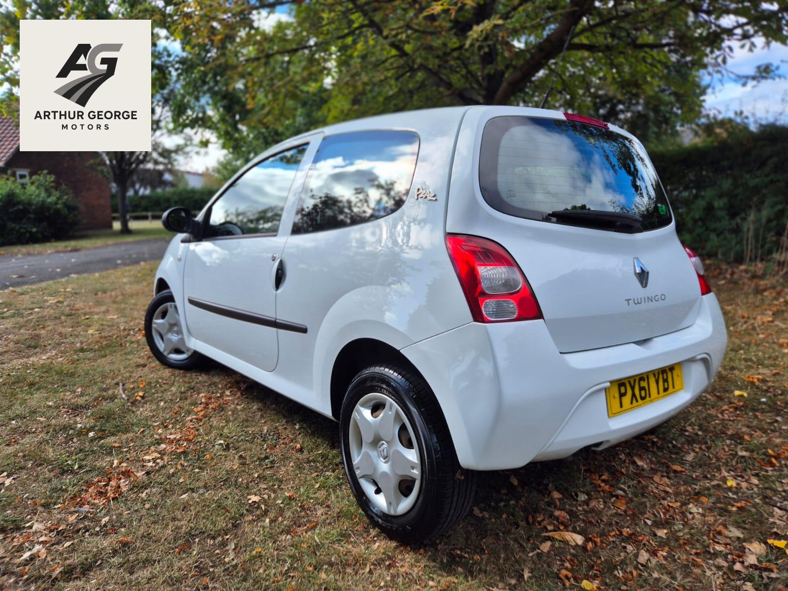Renault Twingo 1.2 16V Pzaz Hatchback 3dr Petrol Manual Euro 5 (75 ps)