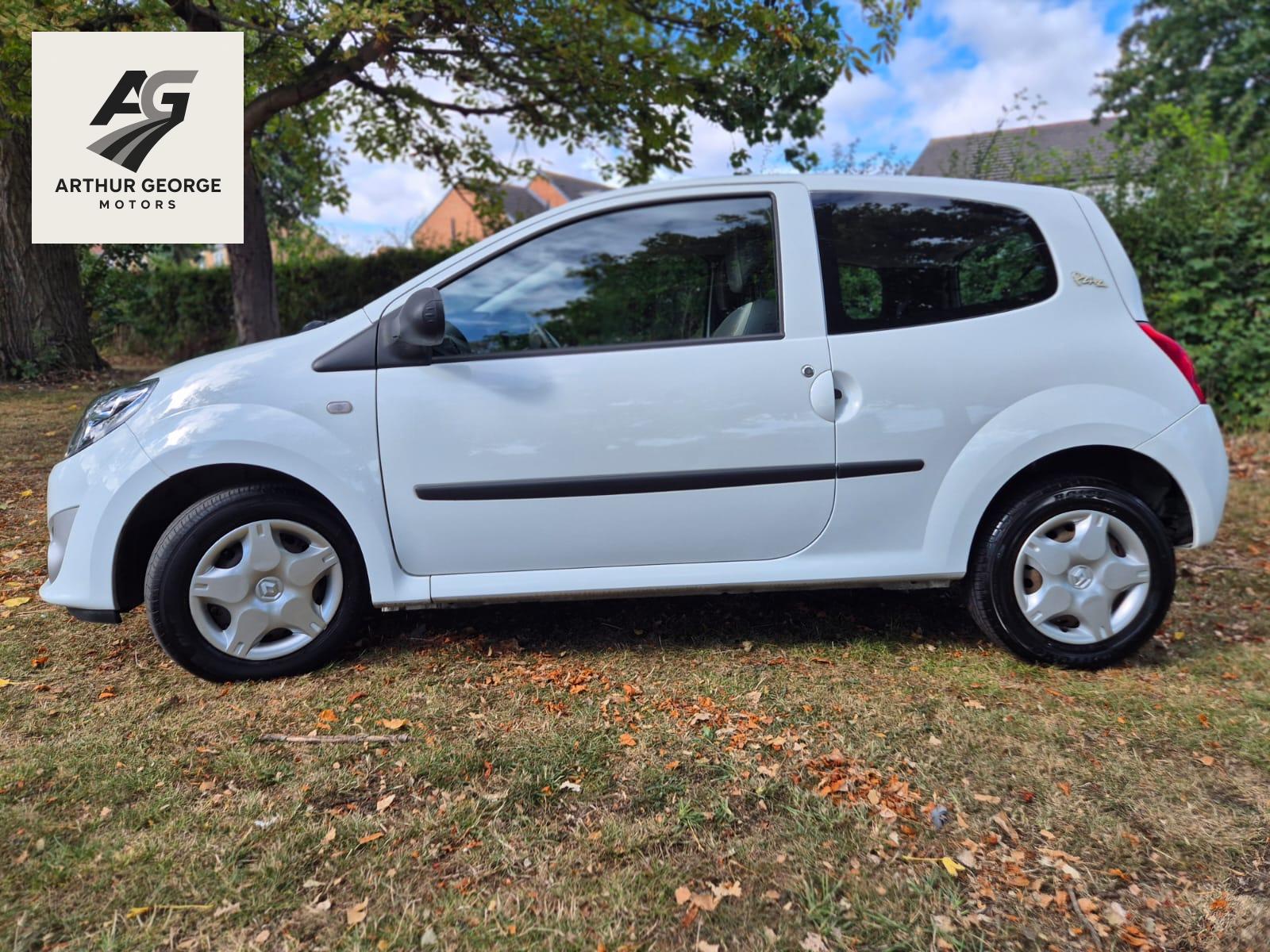 Renault Twingo 1.2 16V Pzaz Hatchback 3dr Petrol Manual Euro 5 (75 ps)