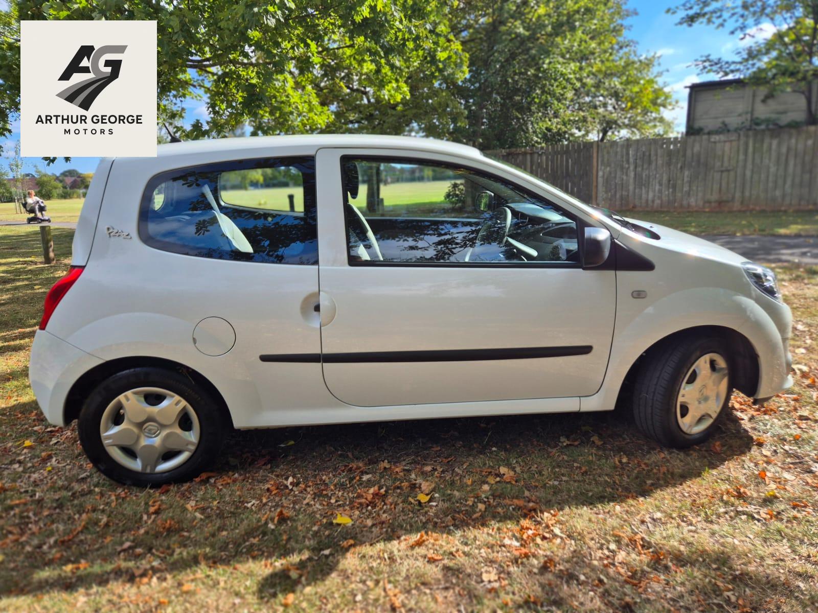 Renault Twingo 1.2 16V Pzaz Hatchback 3dr Petrol Manual Euro 5 (75 ps)