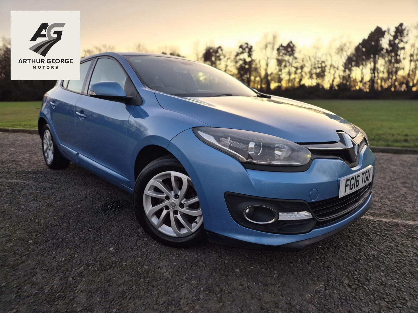 Renault Megane 1.5 dCi Dynamique Nav Hatchback 5dr Diesel Manual Euro 6 (s/s) (110 ps)
