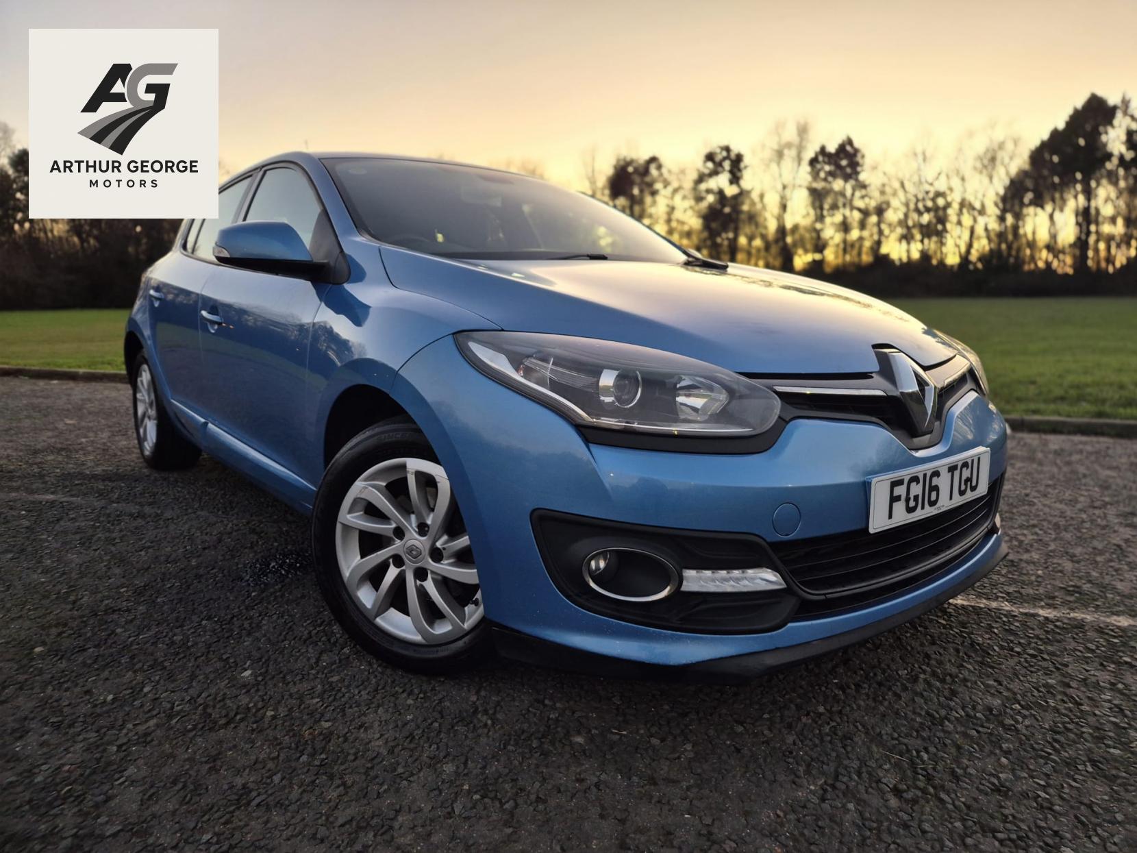 Renault Megane 1.5 dCi Dynamique Nav Hatchback 5dr Diesel Manual Euro 6 (s/s) (110 ps)