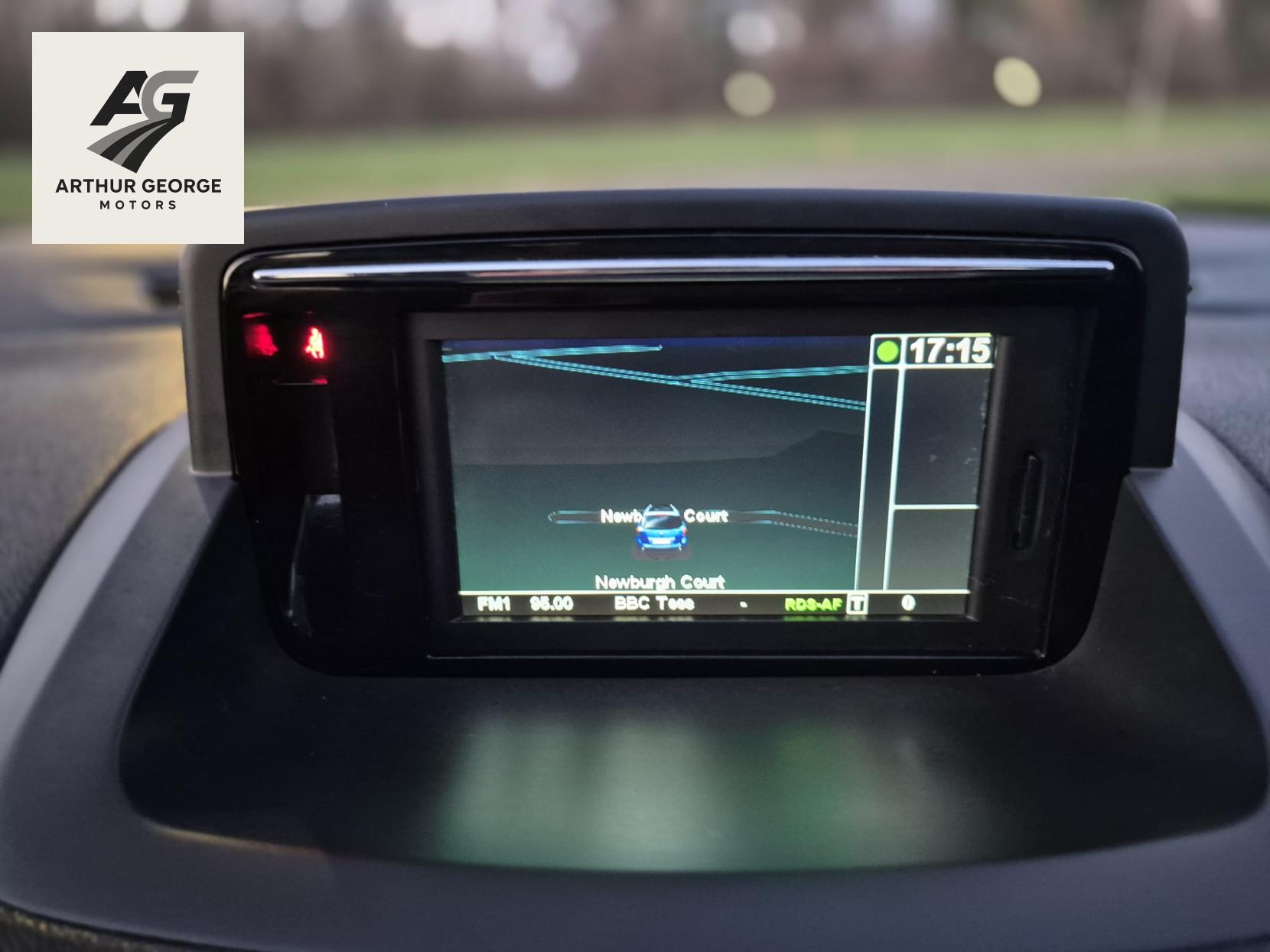 Renault Megane 1.5 dCi Dynamique Nav Hatchback 5dr Diesel Manual Euro 6 (s/s) (110 ps)