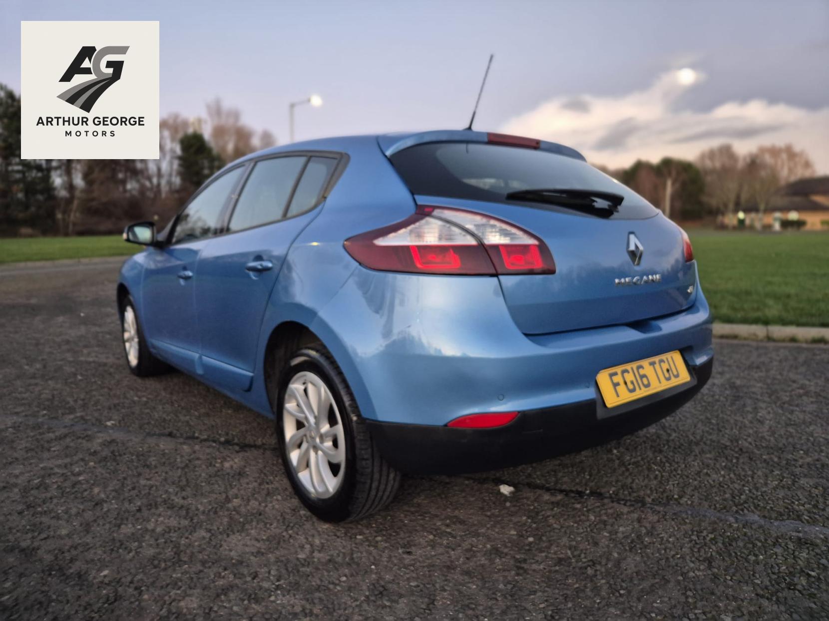 Renault Megane 1.5 dCi Dynamique Nav Hatchback 5dr Diesel Manual Euro 6 (s/s) (110 ps)