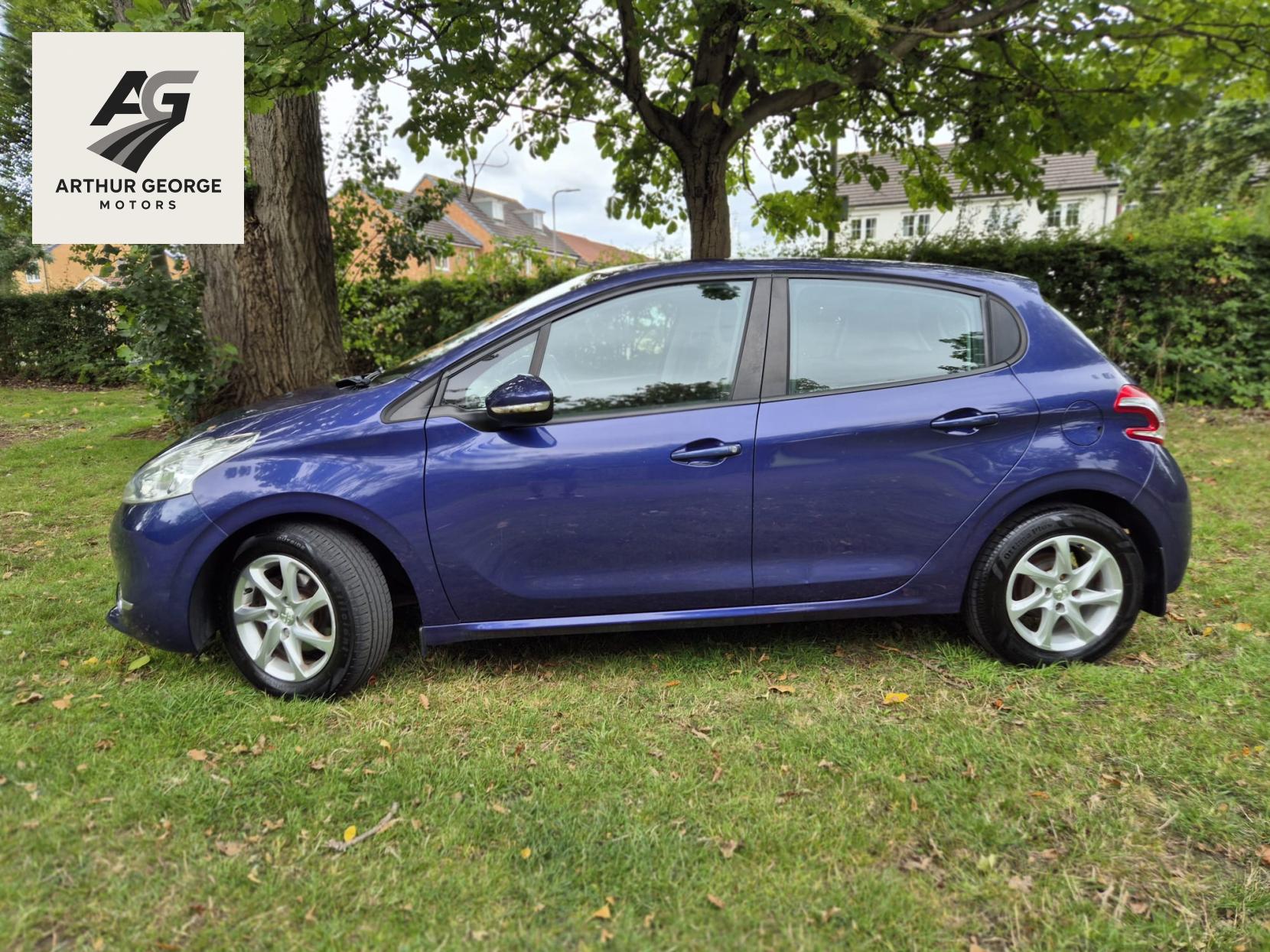 Peugeot 208 1.0 VTi Active Hatchback 5dr Petrol Manual Euro 5 (68 ps)