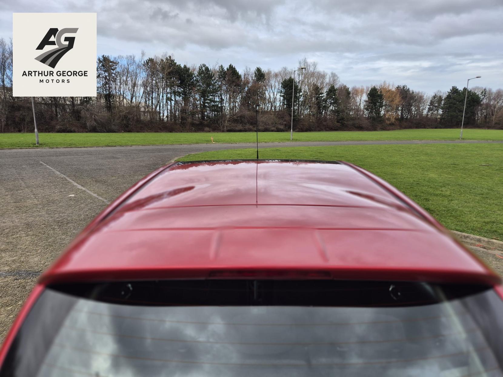 Nissan Micra 1.2 12V Elle Hatchback 5dr Petrol Manual Euro 5 (80 ps)