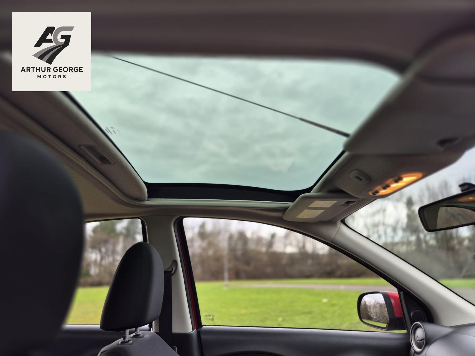 Nissan Micra 1.2 12V Elle Hatchback 5dr Petrol Manual Euro 5 (80 ps)