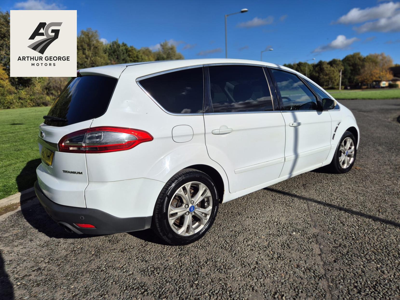 Ford S-Max 2.2 TDCi Titanium MPV 5dr Diesel Manual Euro 5 (200 ps)