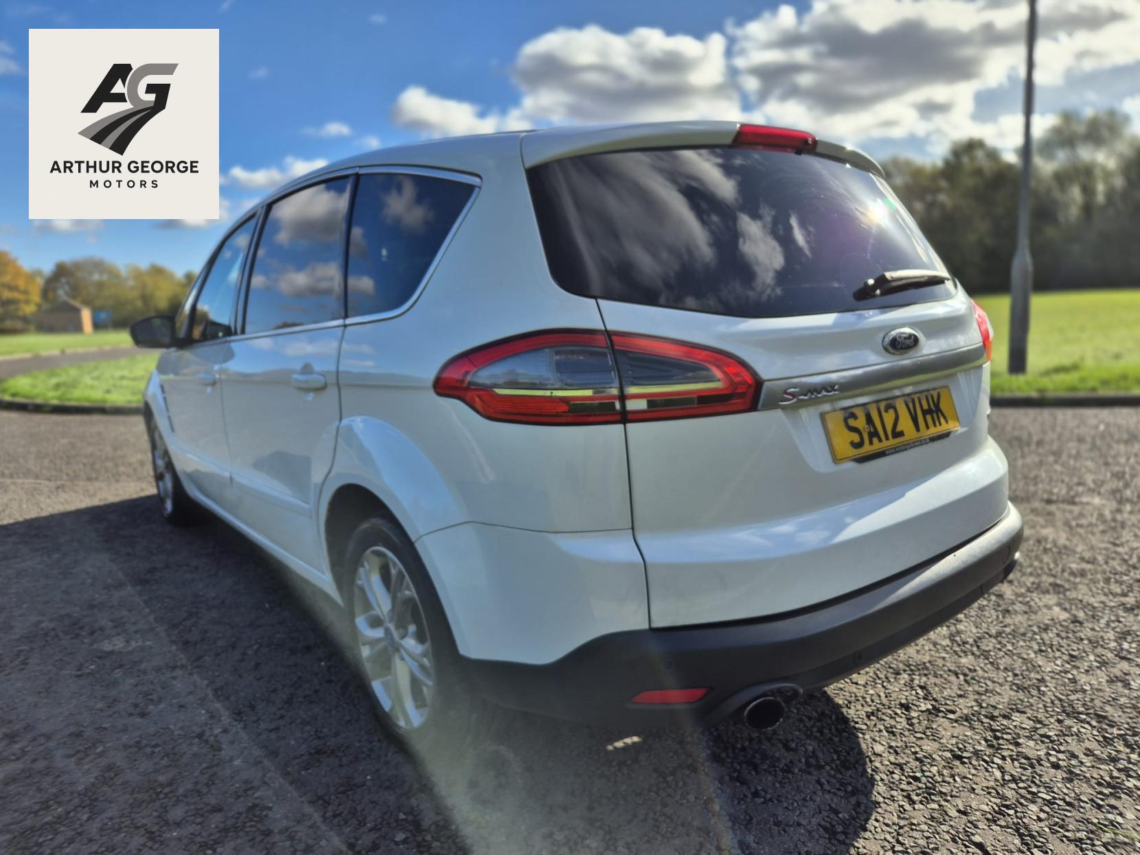 Ford S-Max 2.2 TDCi Titanium MPV 5dr Diesel Manual Euro 5 (200 ps)