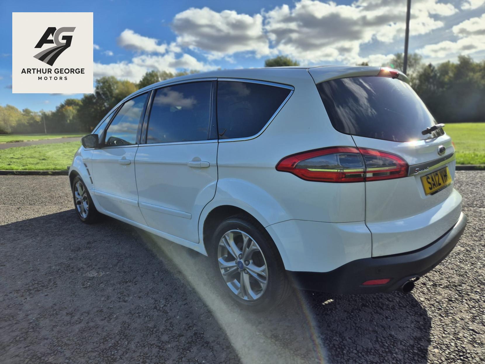 Ford S-Max 2.2 TDCi Titanium MPV 5dr Diesel Manual Euro 5 (200 ps)