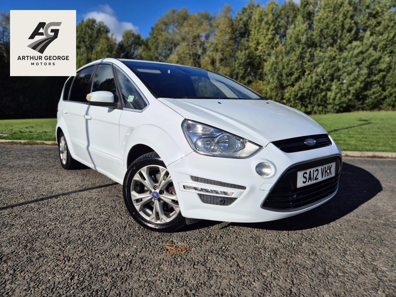 Ford S-Max 2.2 TDCi Titanium MPV 5dr Diesel Manual Euro 5 (200 ps)