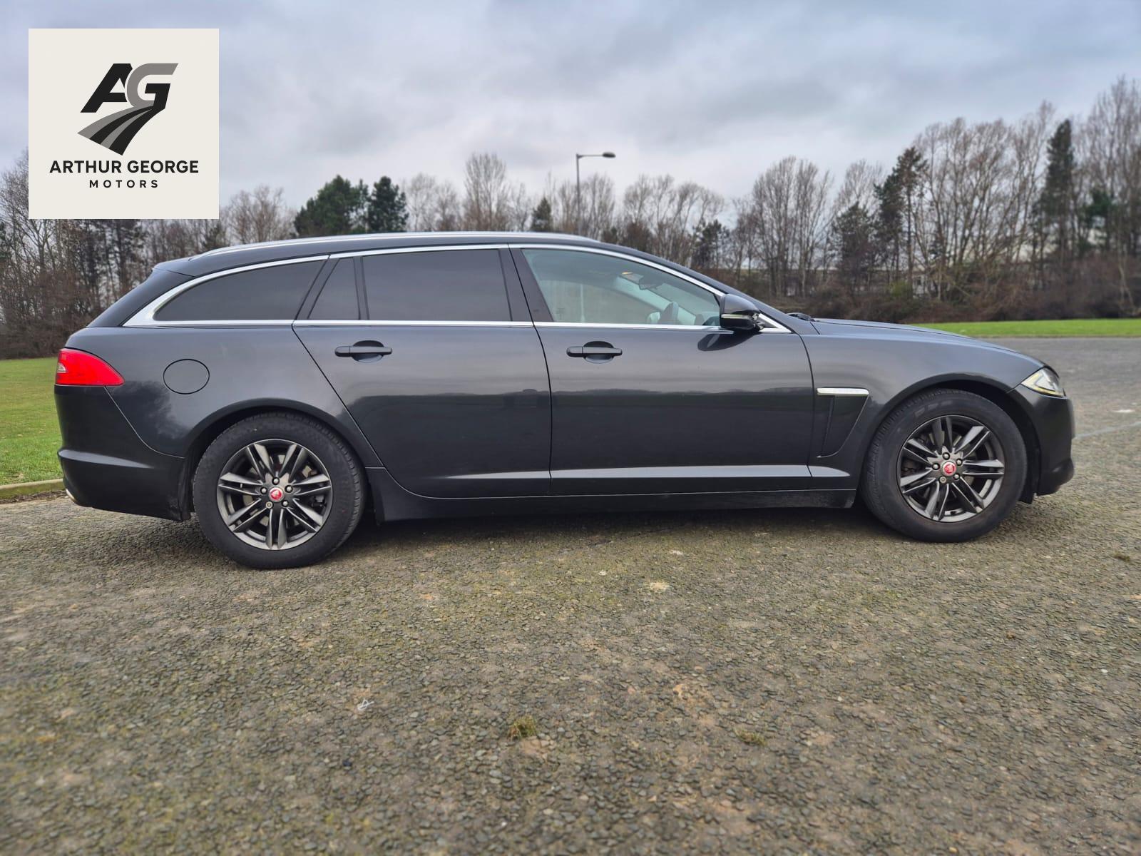 Jaguar XF 2.2d Luxury Sportbrake 5dr Diesel Auto Euro 5 (s/s) (163 ps)