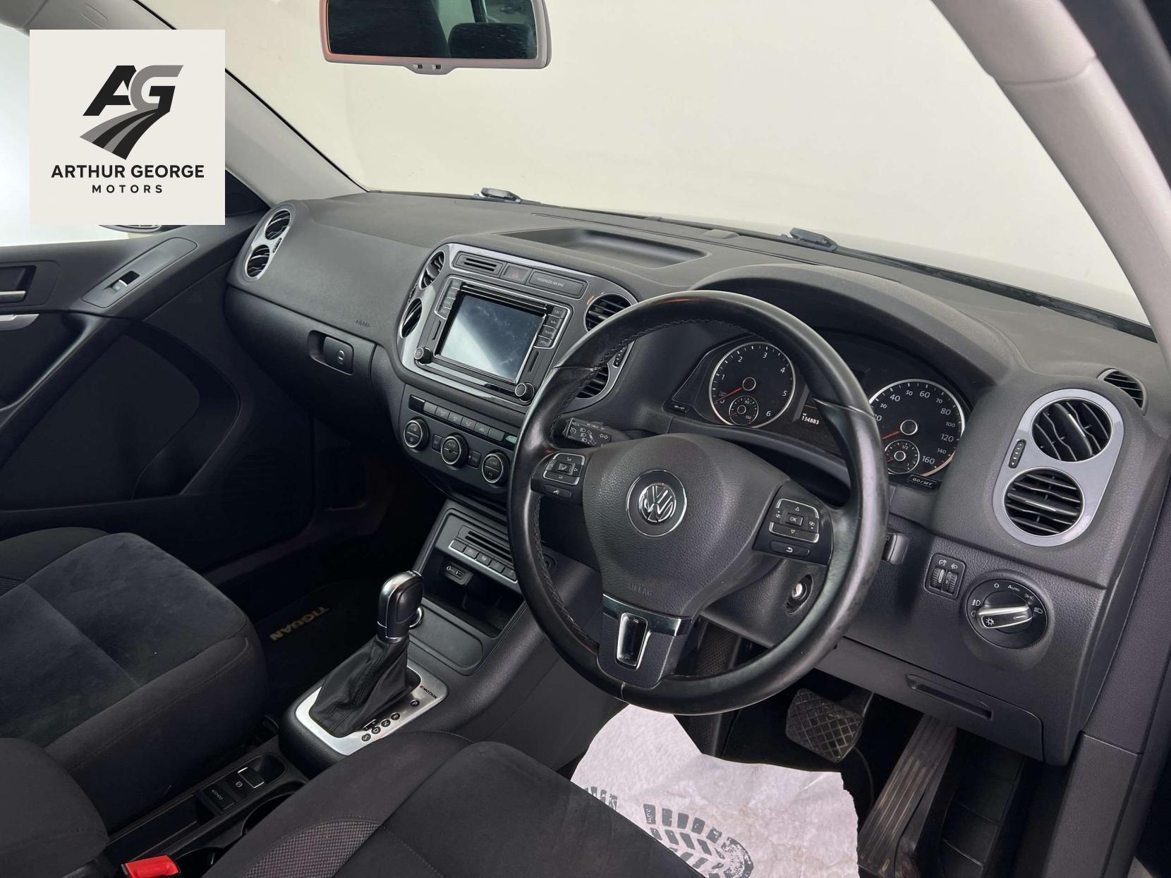 Volkswagen Tiguan 2.0 TDI BlueMotion Tech Match SUV 5dr Diesel DSG 4WD Euro 6 (s/s) (150 ps)