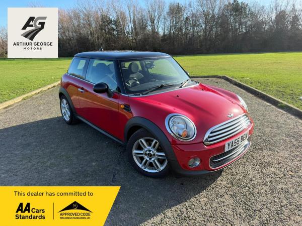 MINI Hatch 1.6 Cooper Hatchback 3dr Petrol Manual Euro 5 (s/s) (122 ps)