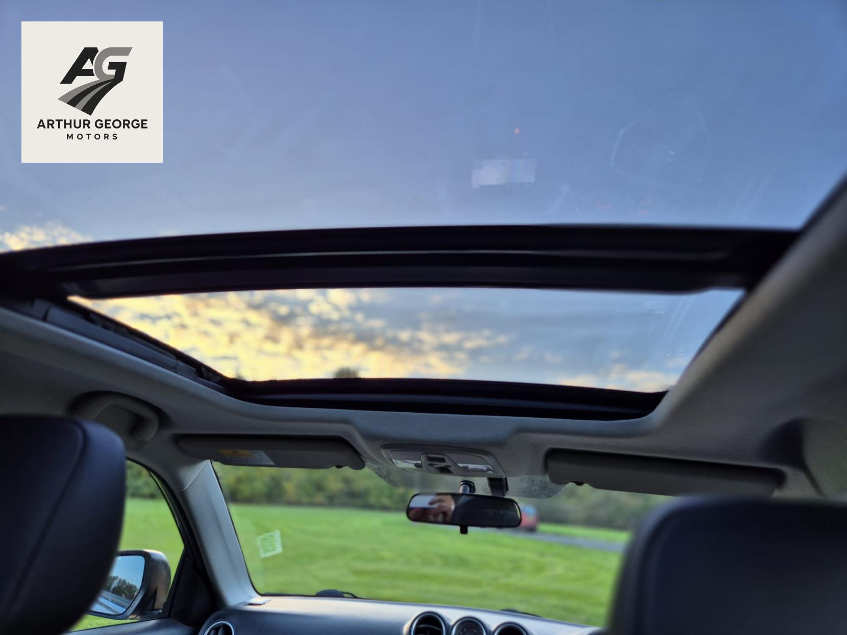 Suzuki Vitara 1.6 DDiS SZ5 SUV 5dr Diesel Manual ALLGRIP Euro 6 (s/s) (120 ps)