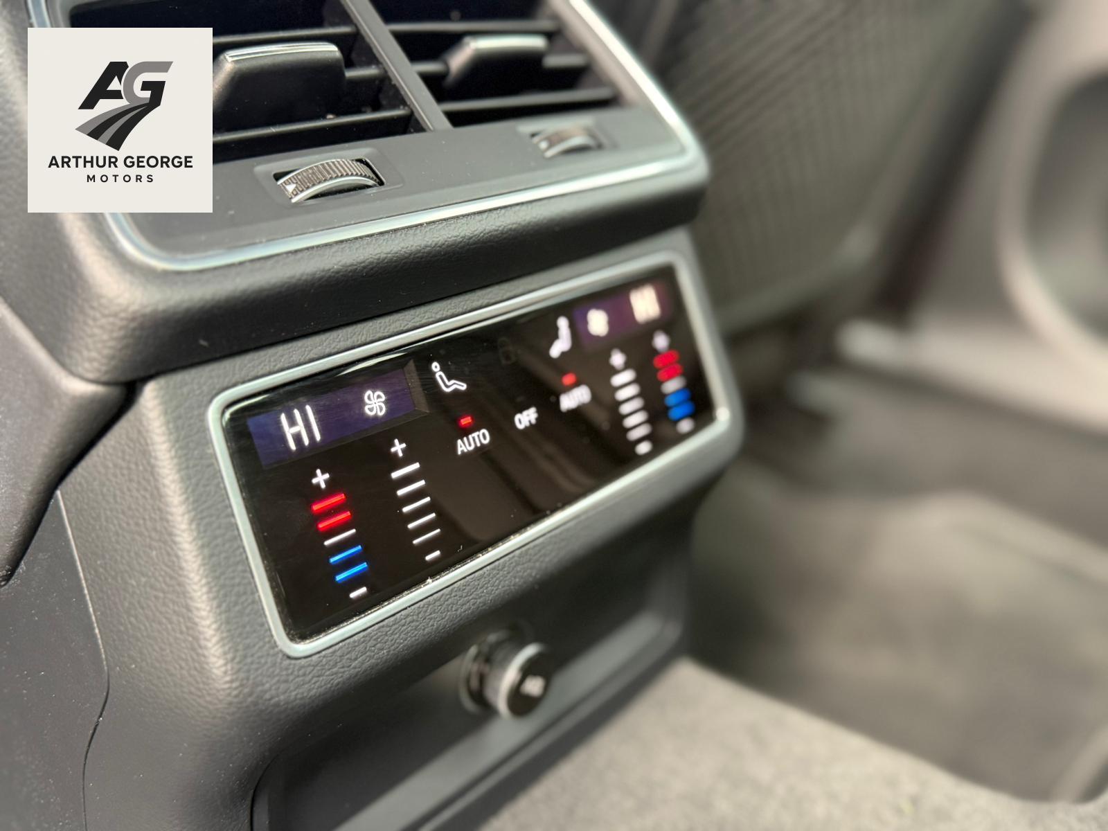 Audi A6 Saloon 2.0 TFSIe 50 S line Saloon 4dr Petrol Plug-in Hybrid S Tronic quattro Euro 6 (s/s) 14.1kWh (299 ps)