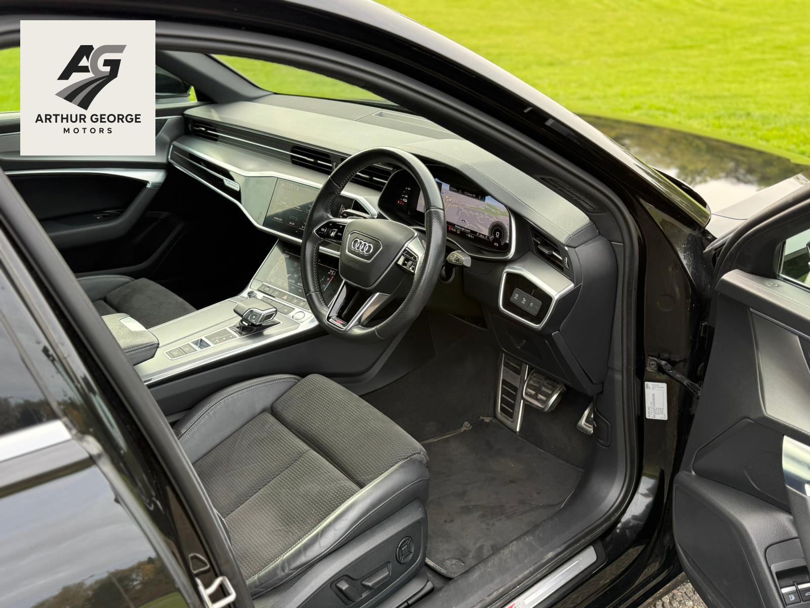 Audi A6 Saloon 2.0 TFSIe 50 S line Saloon 4dr Petrol Plug-in Hybrid S Tronic quattro Euro 6 (s/s) 14.1kWh (299 ps)